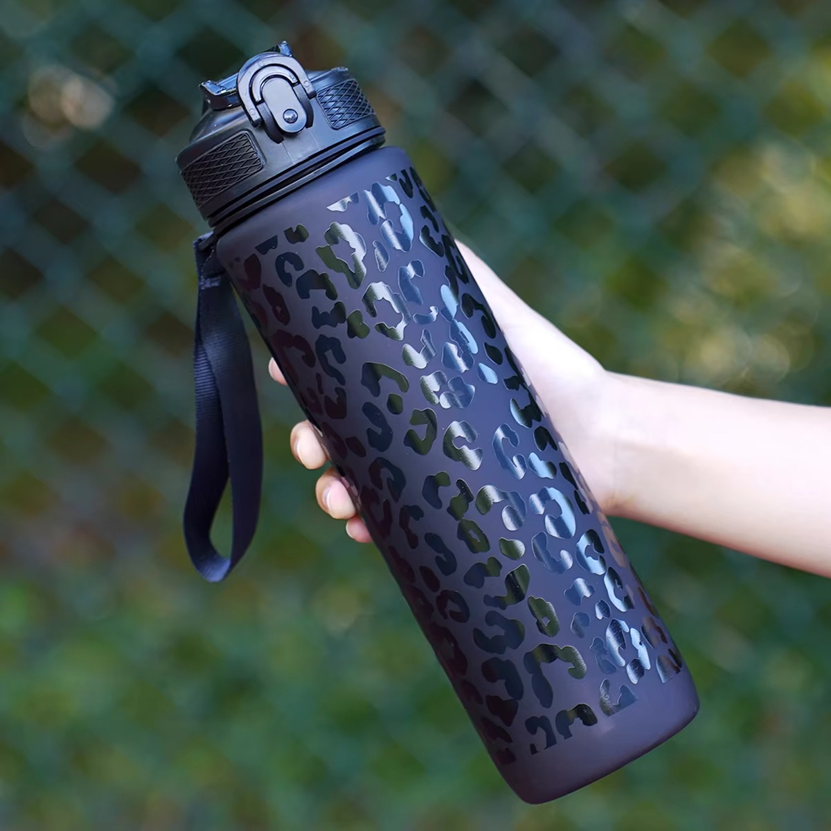 Bouteille d'eau sport portable - Sports Equipment Types avis et prix